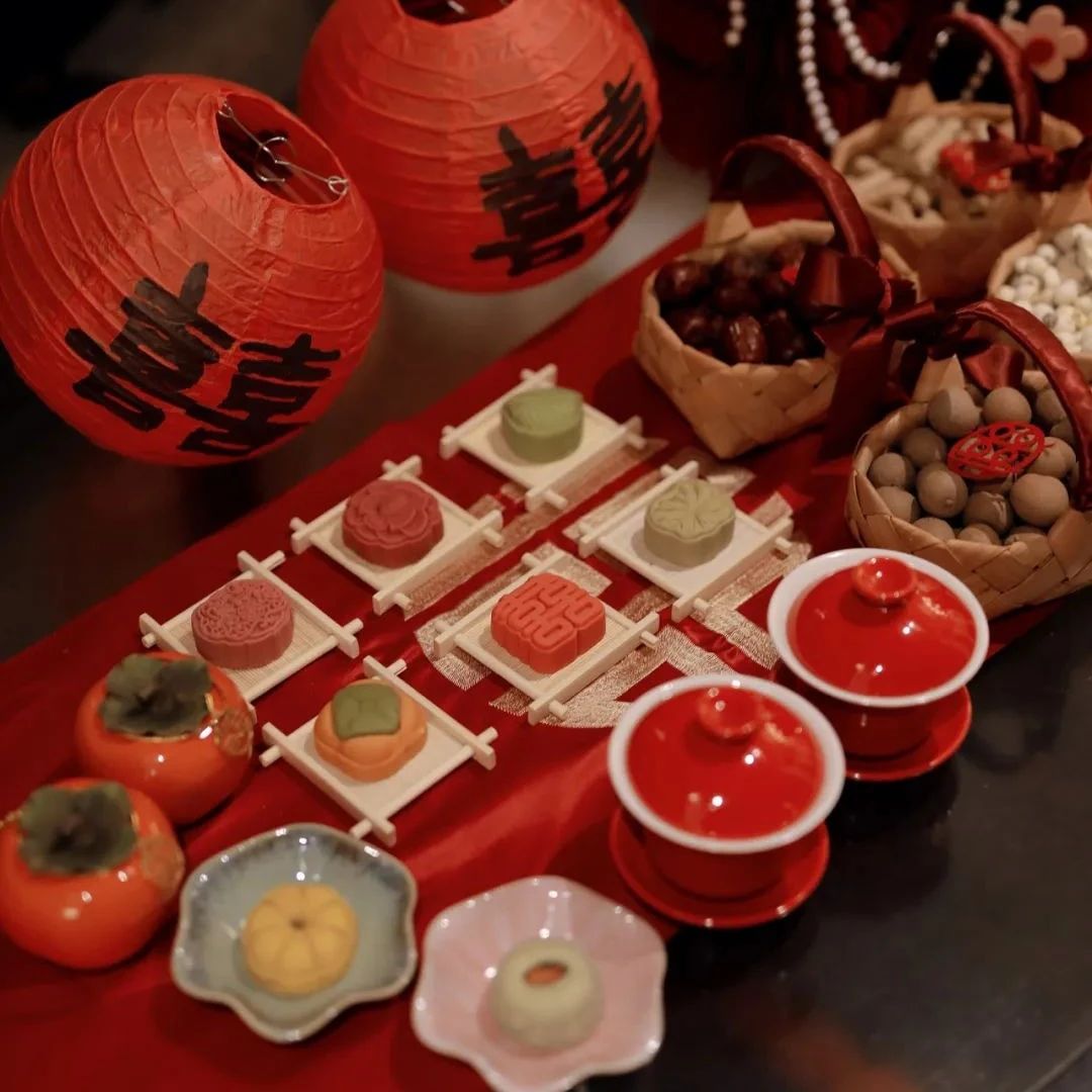 這屆新人的婚禮創(chuàng)意也太卷了！